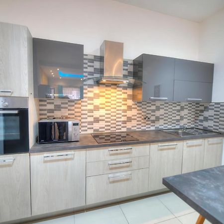 Spacious And Beautifully Furnished 3 Bedrooms/3Bathrooms Apartment With 2 Balconies Wvid1-1 Gzira Exterior photo